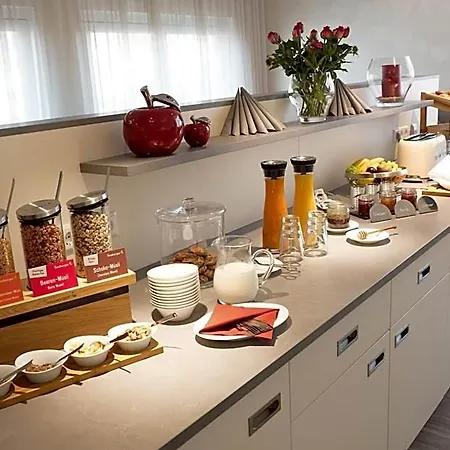 Gudrun Hotel 3*