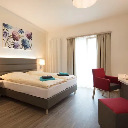 Gudrun Hotel 3*
